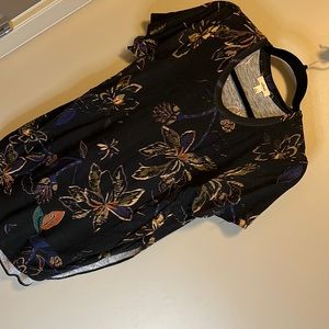 Wilfred Black Shirt with pattern. Size S.